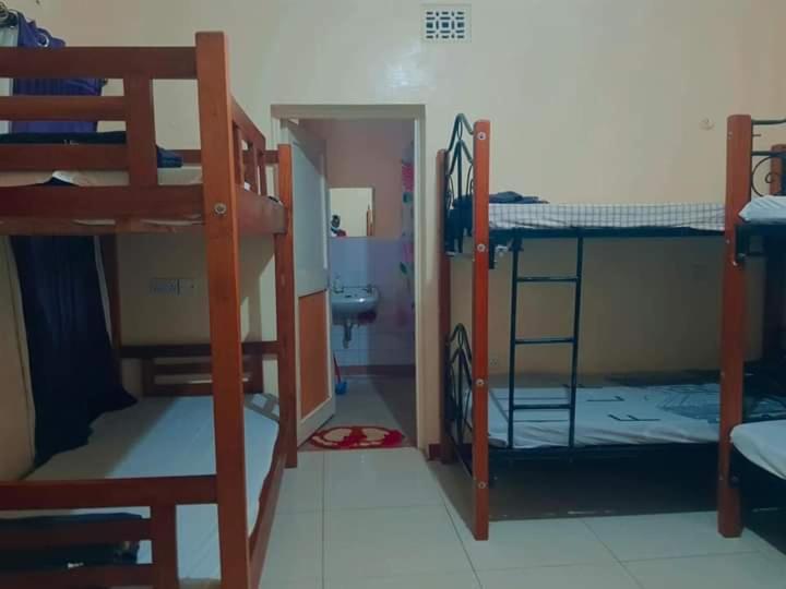 Pinkroses Gardens Hostel Найробі Екстер'єр фото